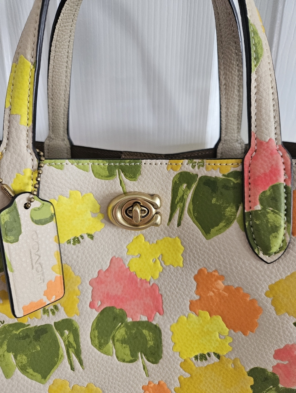NWOT Coach Willow Tote 24 With Watercolor Floral Print - Picture 6 of 14